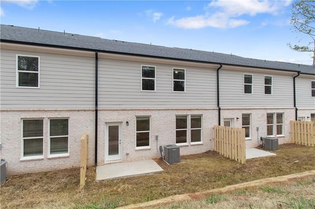 623 Treasure Drive, Stockbridge, GA 30281