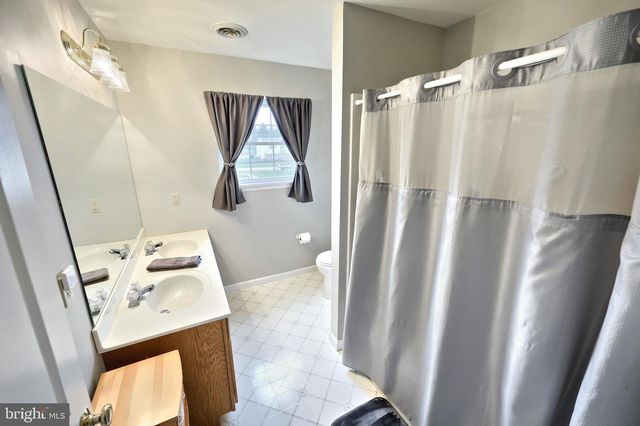 70 TEST RD, Hanover, PA 17331