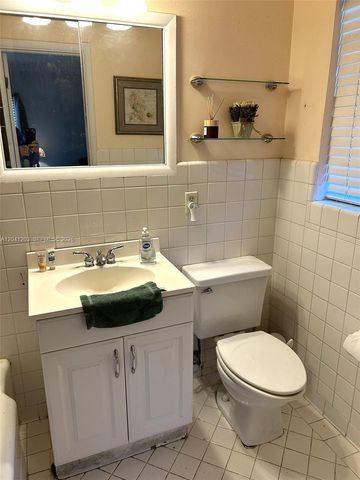 870 NE 97th St, Miami Shores, FL 33138