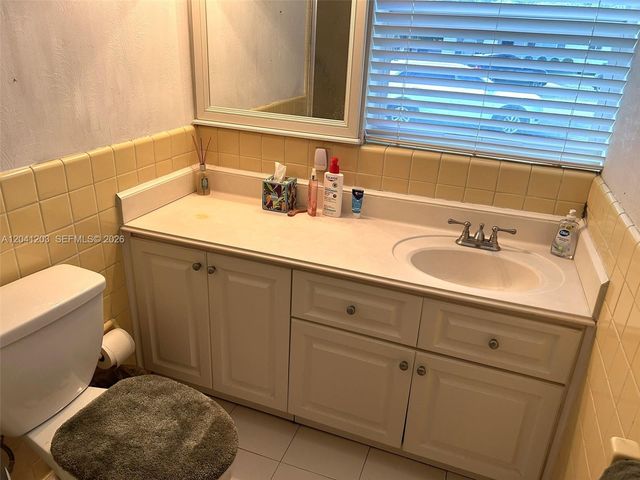 870 NE 97th St, Miami Shores, FL 33138