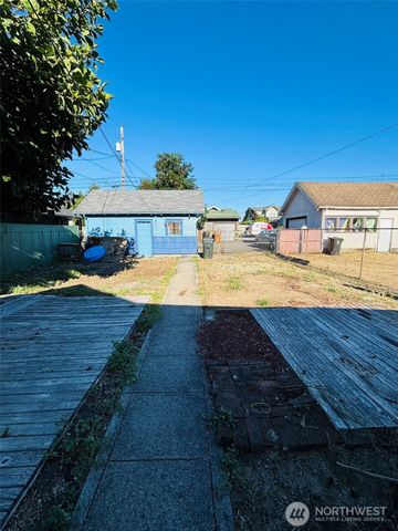 3607 E F Street, Tacoma, WA 98404