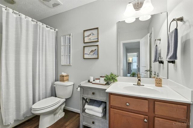 4825 Lakeview Court, South Lebanon, OH 45065