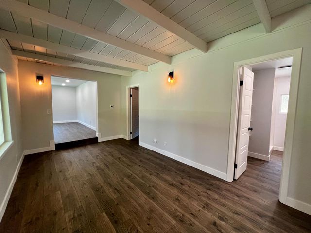 2018 Whistler Way, Somerset, CA 95684