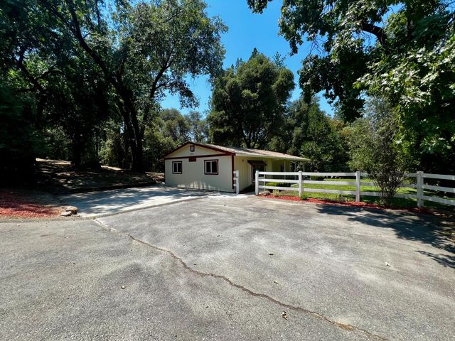 2018 Whistler Way, Somerset, CA 95684