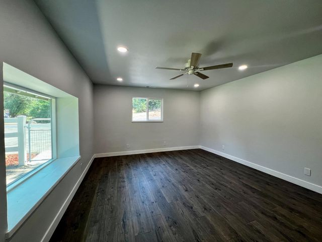 2018 Whistler Way, Somerset, CA 95684