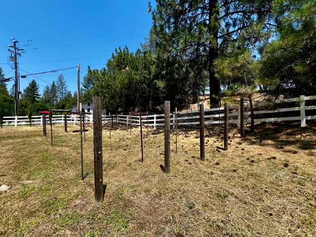 2018 Whistler Way, Somerset, CA 95684