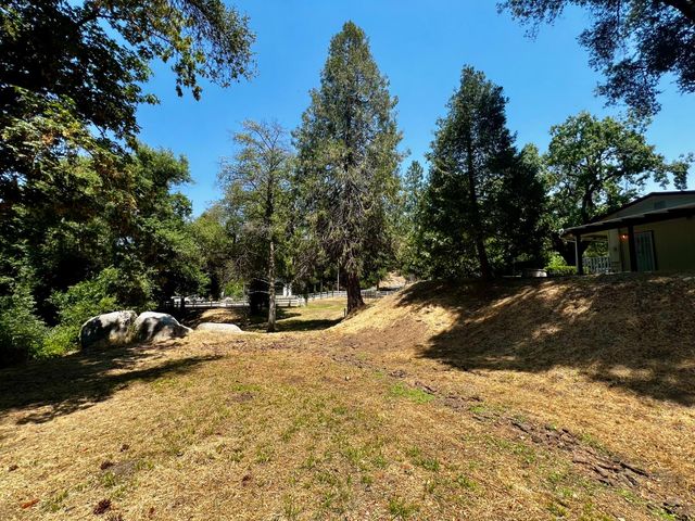 2018 Whistler Way, Somerset, CA 95684