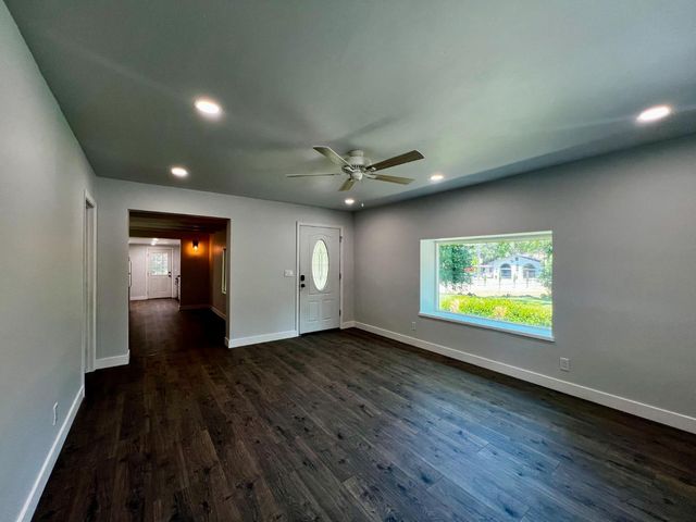 2018 Whistler Way, Somerset, CA 95684