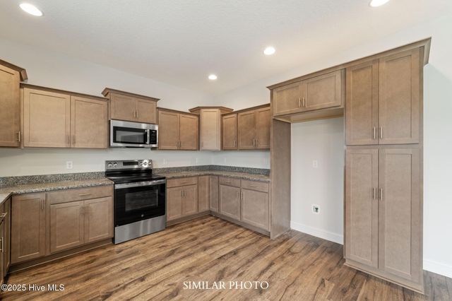 425 Montgomery Drive, Jacksonville, NC 28546