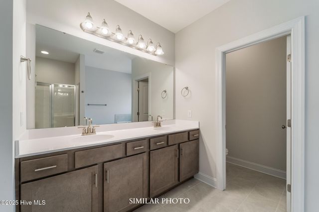 425 Montgomery Drive, Jacksonville, NC 28546