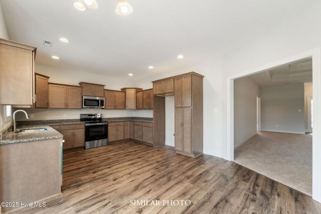 425 Montgomery Drive, Jacksonville, NC 28546