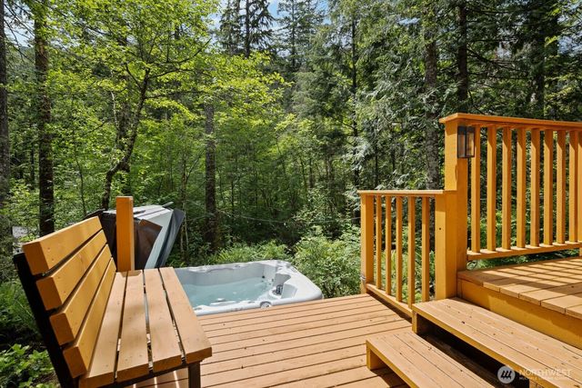 42003 SE 166th Street, North Bend, WA 98045