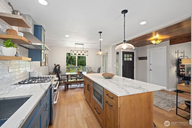 42003 SE 166th Street, North Bend, WA 98045