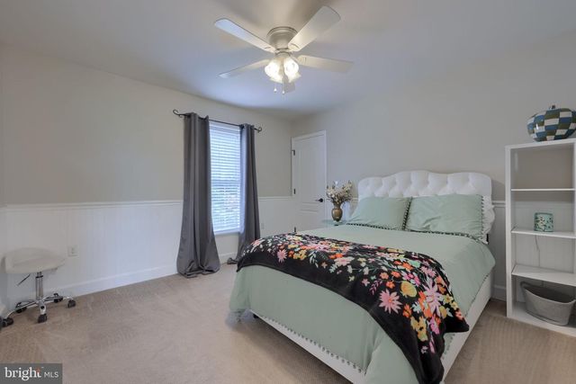 520 DUQUESNE RD, York, PA 17402