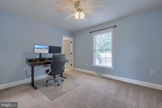 520 DUQUESNE RD, York, PA 17402