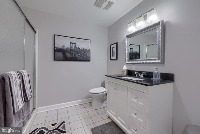 520 DUQUESNE RD, York, PA 17402