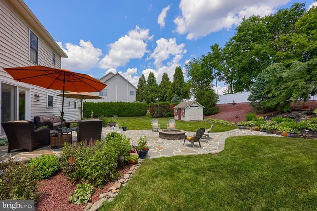520 DUQUESNE RD, York, PA 17402