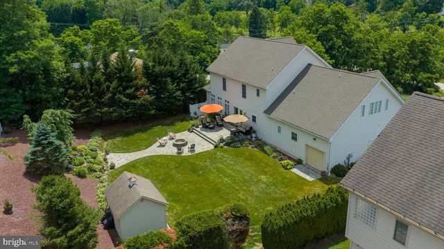 520 DUQUESNE RD, York, PA 17402