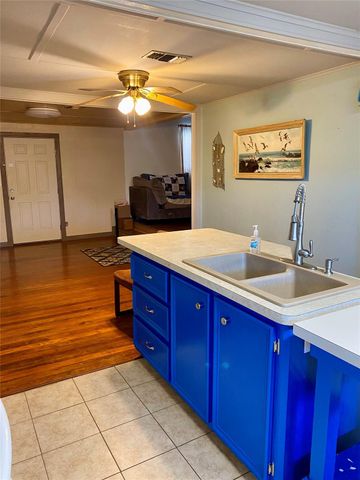 1228 Bahama Lane, Port Bolivar, TX 77650