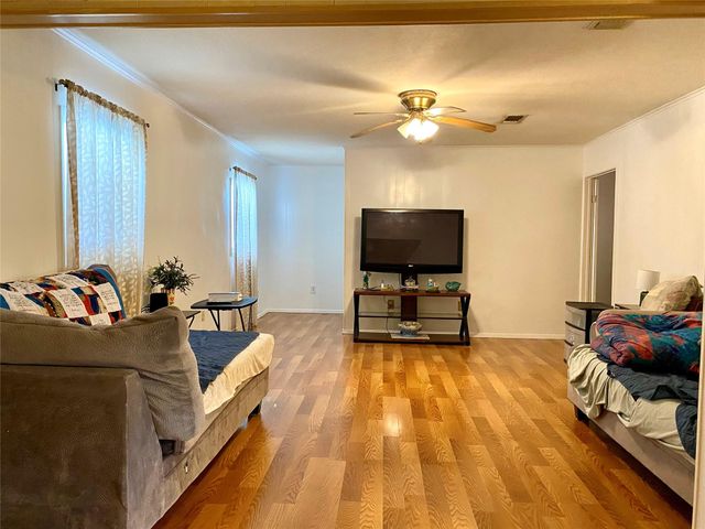 1228 Bahama Lane, Port Bolivar, TX 77650