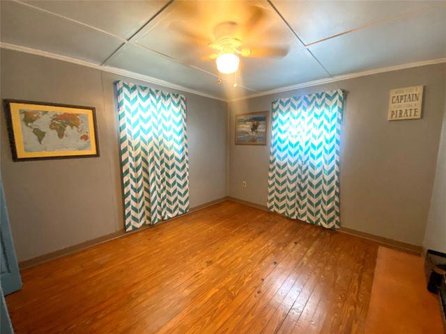 1228 Bahama Lane, Port Bolivar, TX 77650