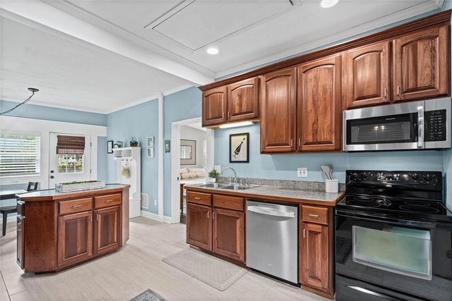 20 S Carlen Street, Mobile, AL 36606