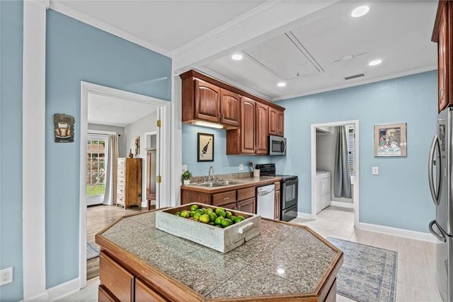 20 S Carlen Street, Mobile, AL 36606
