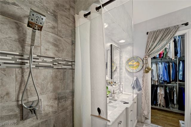 5677 Garriga Drive, Las Vegas, NV 89135