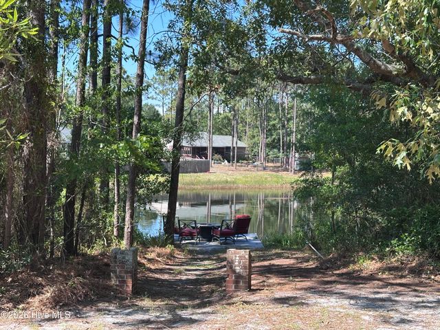1341 Forest Lake Drive, Southport, NC 28461