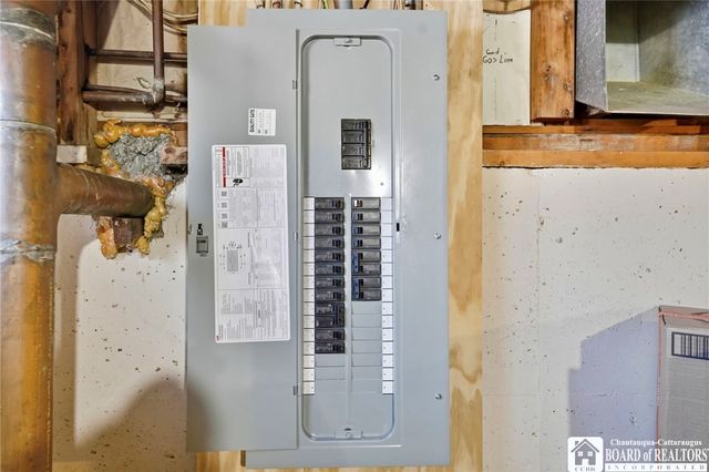 1369 99th Street, Niagara Falls, NY 14304