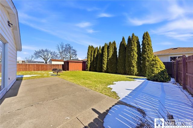 1369 99th Street, Niagara Falls, NY 14304