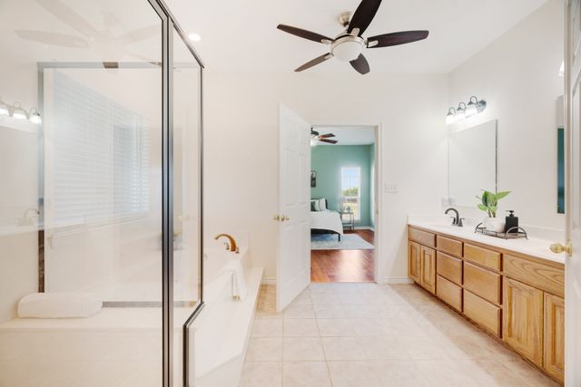 898 Farm Road 1700, Clarksville, TX 75426