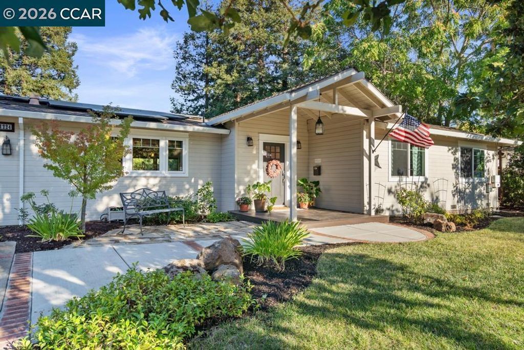 Image 2 of property listing at 1224 Davis Ave, Concord, CA 94518