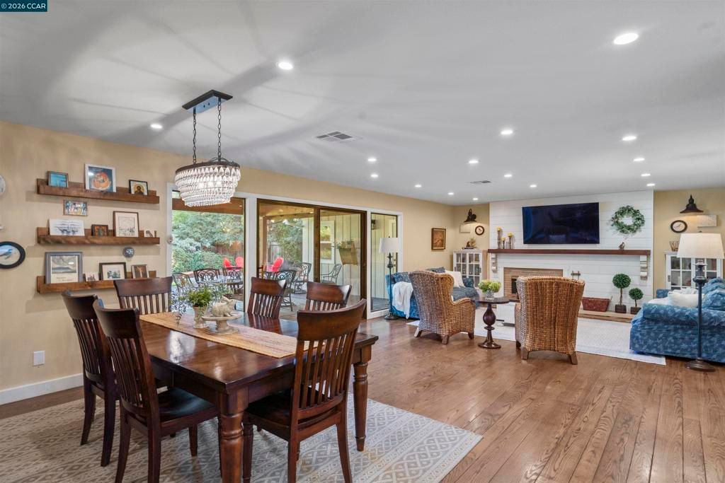 Image 21 of property listing at 1224 Davis Ave, Concord, CA 94518