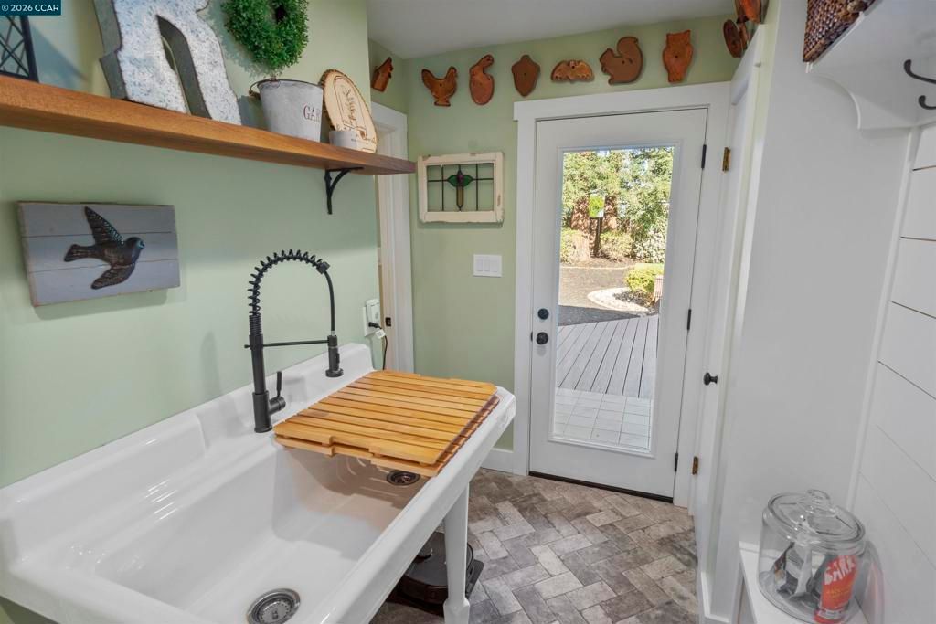 Image 25 of property listing at 1224 Davis Ave, Concord, CA 94518