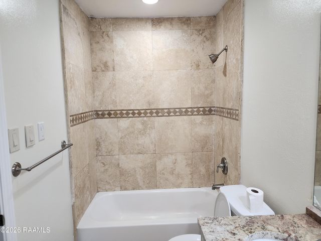 403 Yvette Marie Drive, Lafayette, LA 70508