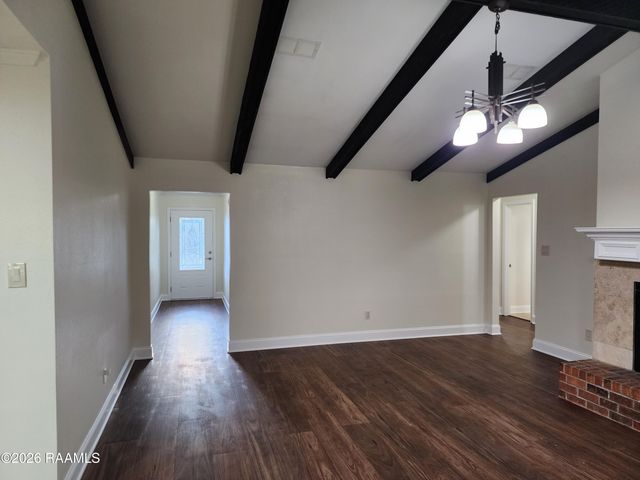 403 Yvette Marie Drive, Lafayette, LA 70508