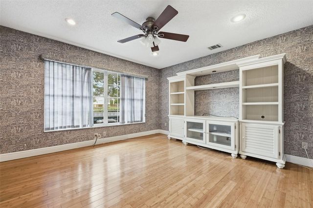 1224 LOG LANDING DRIVE, Ocoee, FL 34761