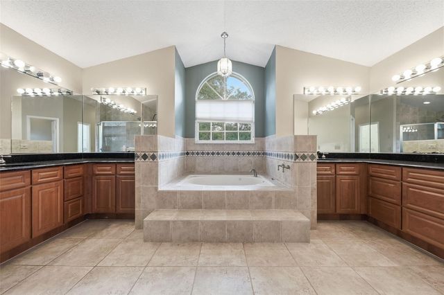 1224 LOG LANDING DRIVE, Ocoee, FL 34761