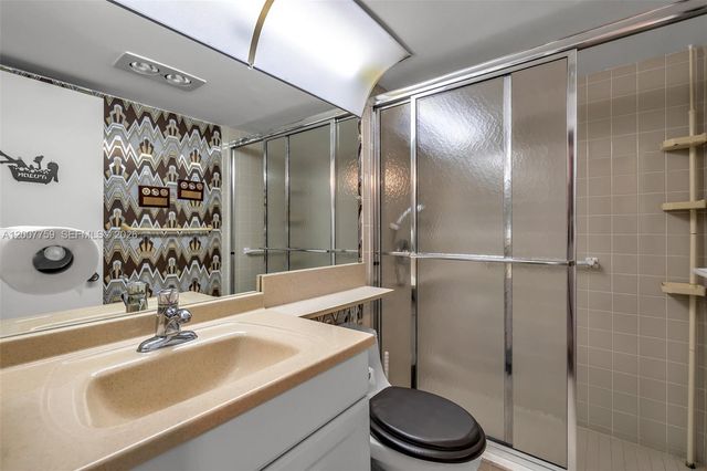 494 W Tilford W 494, Deerfield Beach, FL 33442