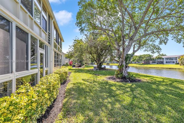 494 W Tilford W 494, Deerfield Beach, FL 33442