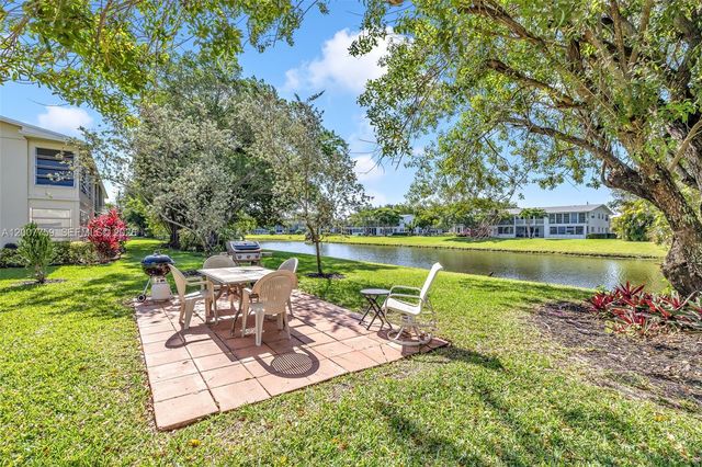 494 W Tilford W 494, Deerfield Beach, FL 33442