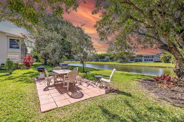 494 W Tilford W 494, Deerfield Beach, FL 33442