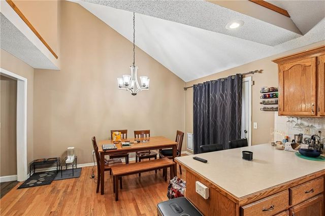 203 Broadmoor Drive, Raymore, MO 64083