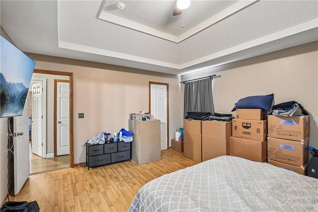 203 Broadmoor Drive, Raymore, MO 64083