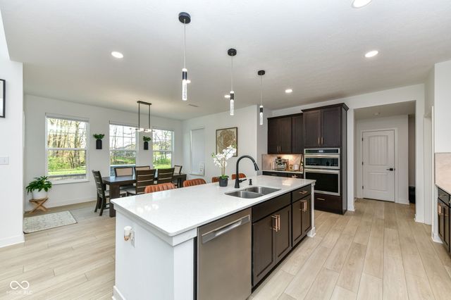 531 Ogala Drive, Westfield, IN 46074