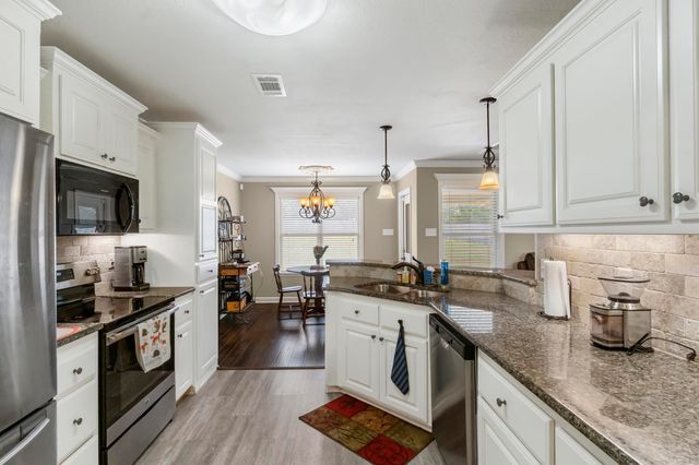 23 Sierra Drive, Austin, AR 72007