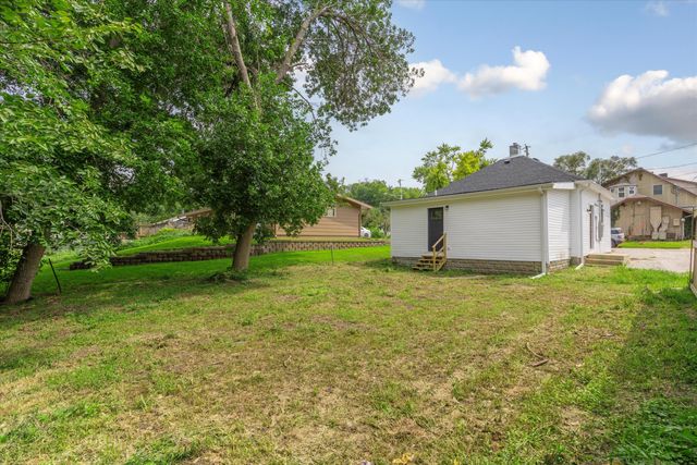 104 E FLORENCE Street, Crescent, IA 51526