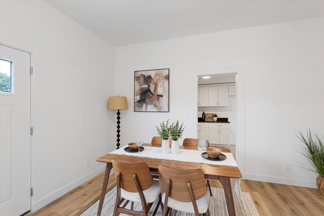 104 E FLORENCE Street, Crescent, IA 51526