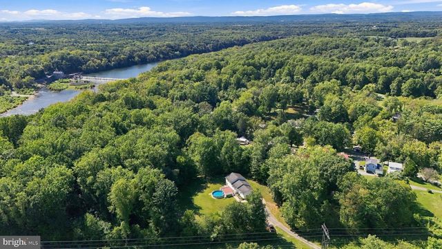 15844 HALLEMAN LN, Sharpsburg, MD 21782